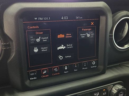Used 2021 Jeep Gladiator Overland w/ Uconnect 4C Nav & Sound Group AWD/4WD image 21
