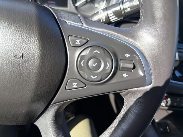 Used 2021 Buick Enclave Essence w/ Sound and Sites Package AWD/4WD image 31