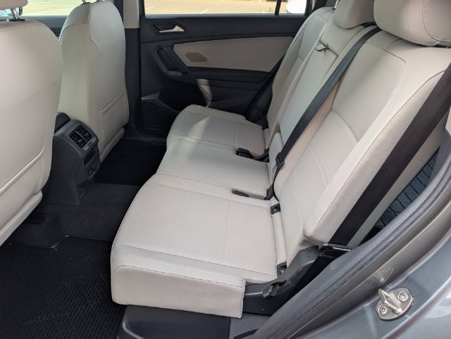 Used 2019 Volkswagen Tiguan SE AWD/4WD image 26