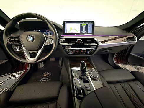 Used 2023 BMW 530i xDrive w/ Convenience Package AWD/4WD image 15