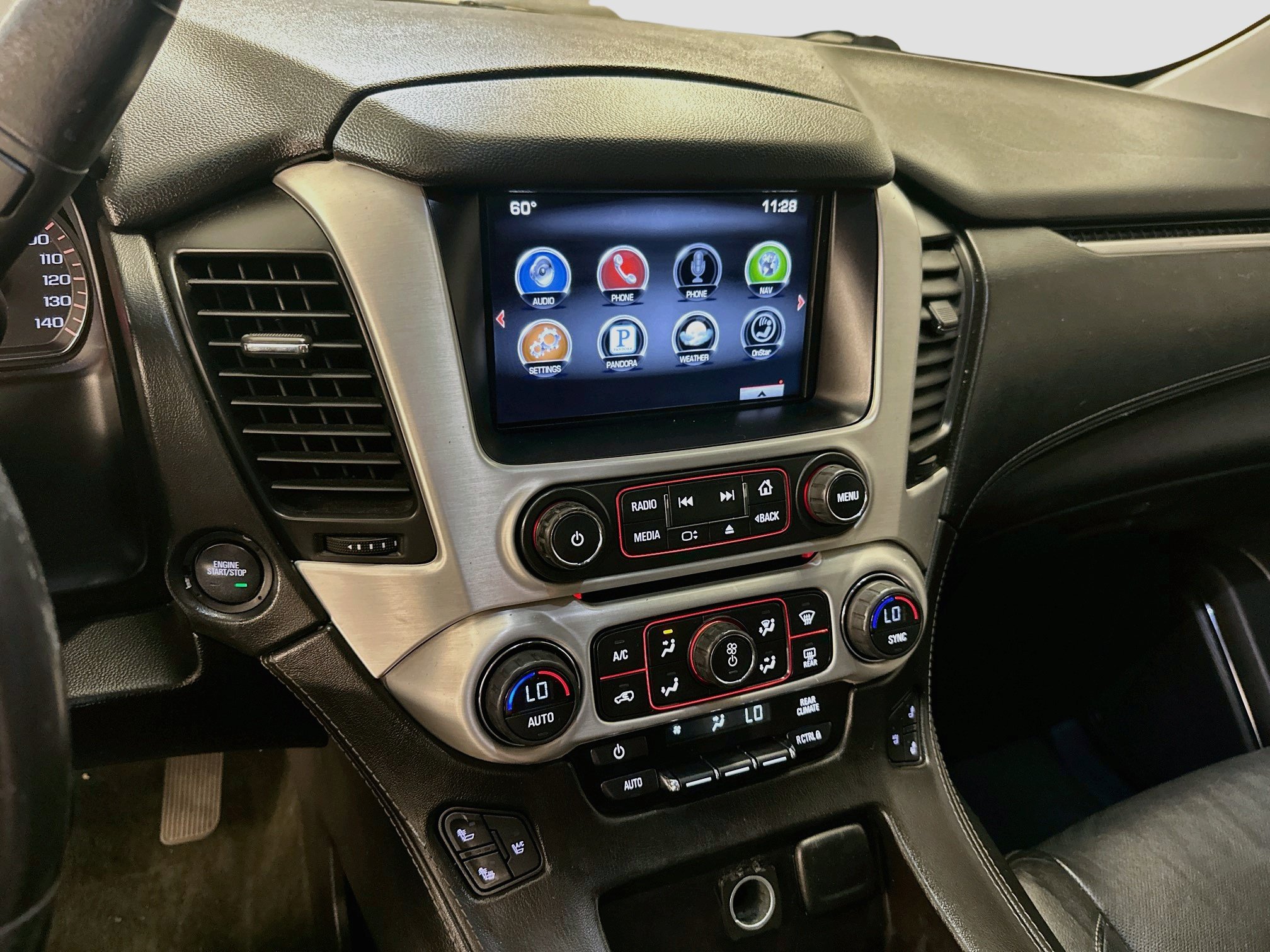 Used 2015 GMC Yukon SLT AWD/4WD image 26