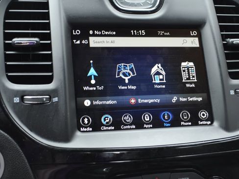 Used 2023 Chrysler 300 S w/ Comfort Group image 13