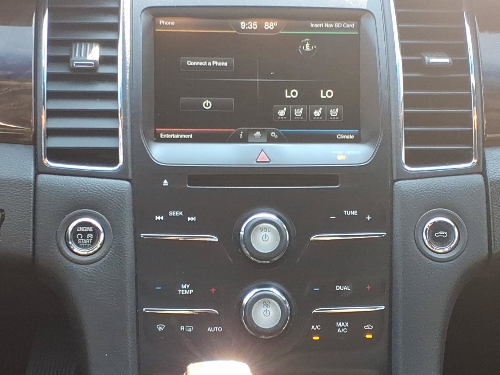 Used 2015 Ford Taurus Limited FWD image 6