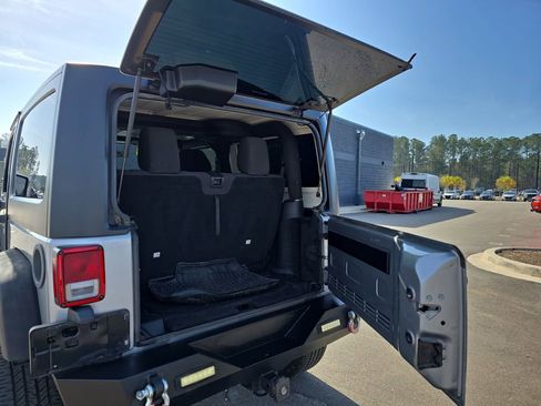 Used 2016 Jeep Wrangler Sport w/ Quick Order Package 24S image 16