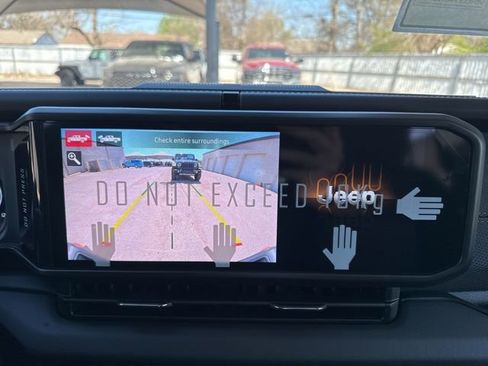 New 2026 Jeep Gladiator Mojave image 15