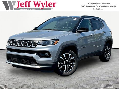 Used 2023 Jeep Compass Limited AWD/4WD image 1