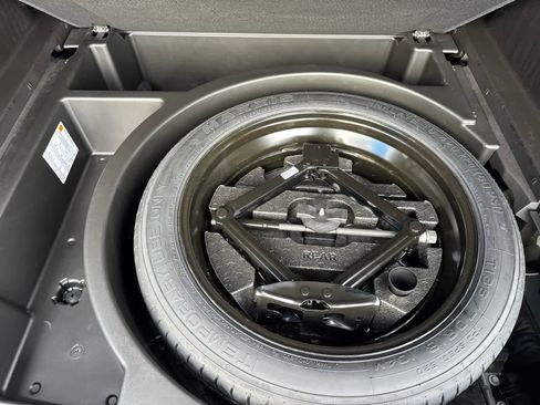 Used 2024 Chevrolet Blazer LT w/ Convenience Package image 16