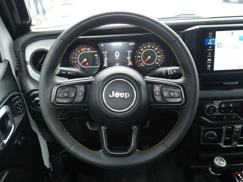 Used 2024 Jeep Wrangler Unlimited Sport AWD/4WD image 14