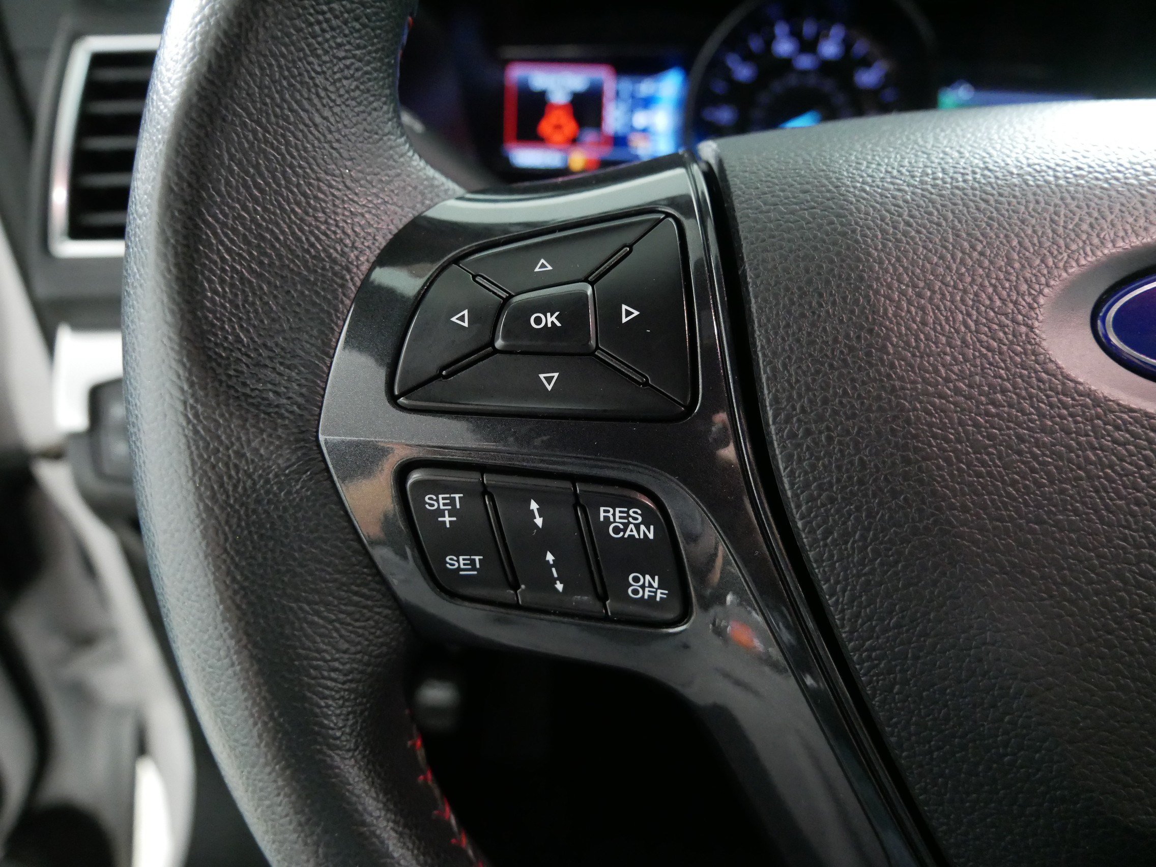 Used 2019 Ford Explorer Sport w/ Equipment Group 401A AWD/4WD image 27