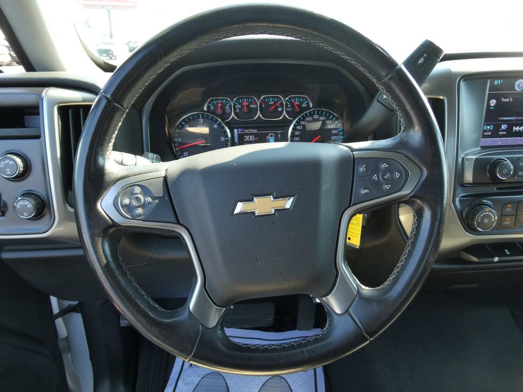 Used 2019 Chevrolet Silverado 1500 LT AWD/4WD image 30