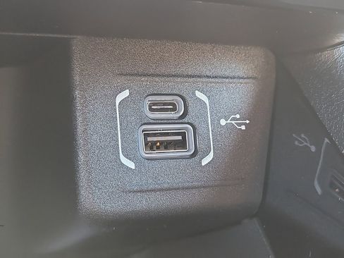 New 2026 Jeep Compass Latitude AWD/4WD image 27