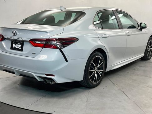 Used 2023 Toyota Camry SE image 6