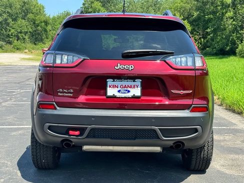 Used 2020 Jeep Cherokee Trailhawk w/ Cold Weather Group AWD/4WD image 10