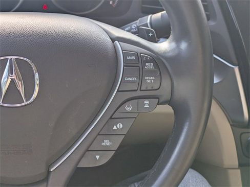 Used 2017 Acura ILX w/ Premium Package image 16