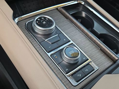 Used 2023 Ford Expedition Max Limited image 24