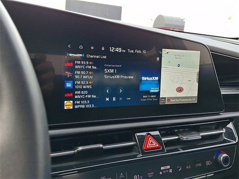 Certified 2023 Kia Niro EX image 16