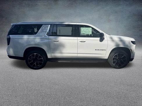 New 2026 Chevrolet Suburban LT w/ Comfort Package AWD/4WD image 8