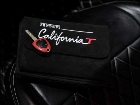 Used 2015 Ferrari California T image 65