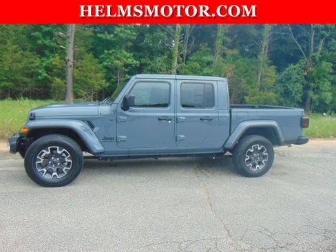 Certified 2024 Jeep Gladiator Sport w/ Premium Package AWD/4WD image 1