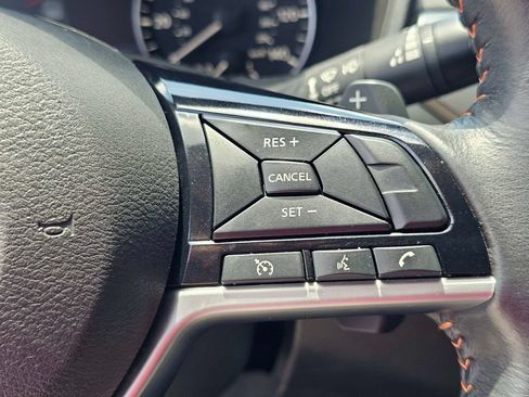 Used 2023 Nissan Altima 2.5 SR FWD image 21