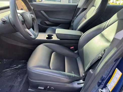 Used 2023 Tesla Model 3 Standard Range image 10