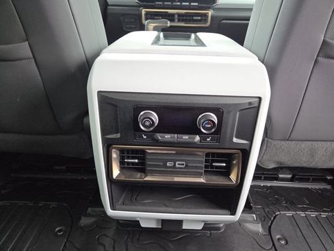 Used 2024 GMC Hummer EV 2X w/ LPO, Illumination Package AWD/4WD image 23