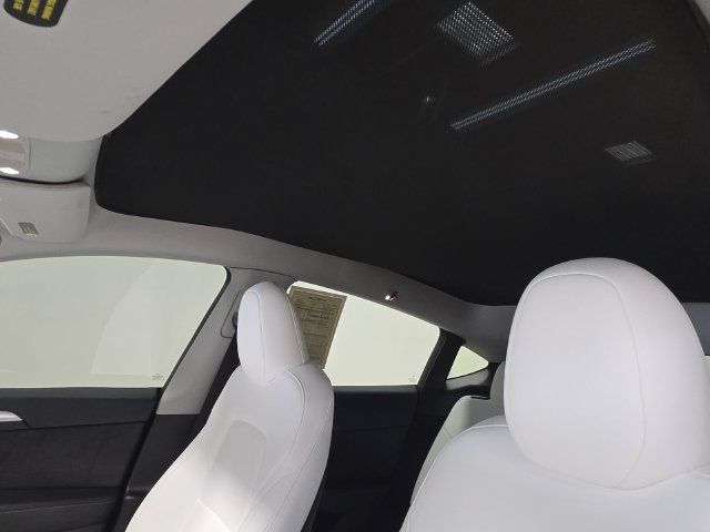 Used 2024 Tesla Model Y Performance AWD/4WD image 18