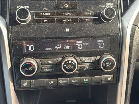 Used 2022 Subaru Ascent Premium w/ Convenience Package image 34