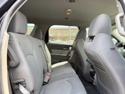 Used 2016 GMC Acadia SLE FWD image 23