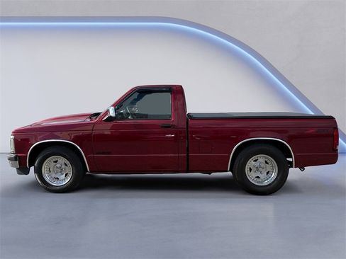 Used 1992 Chevrolet S10 Pickup image 6