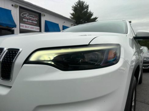 Used 2021 Jeep Cherokee Latitude Plus AWD/4WD image 25