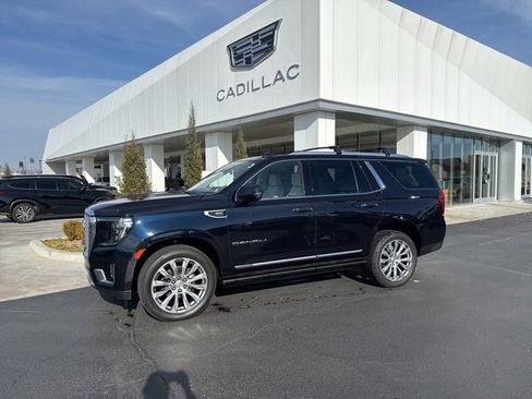 Used 2022 GMC Yukon Denali image 1