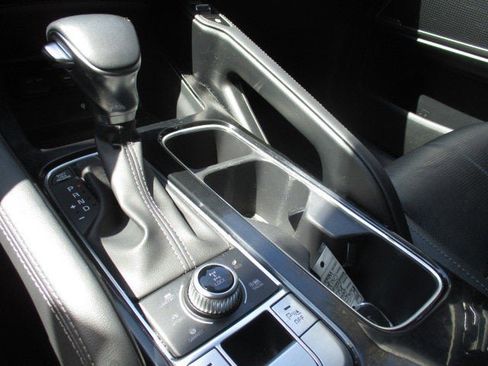 Used 2022 Kia Telluride EX w/ EX Premium Package image 24