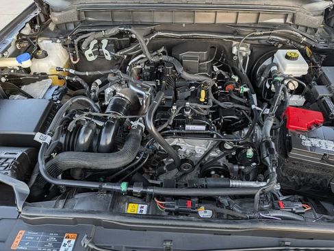 Used 2023 Ford Bronco Outer Banks AWD/4WD image 39