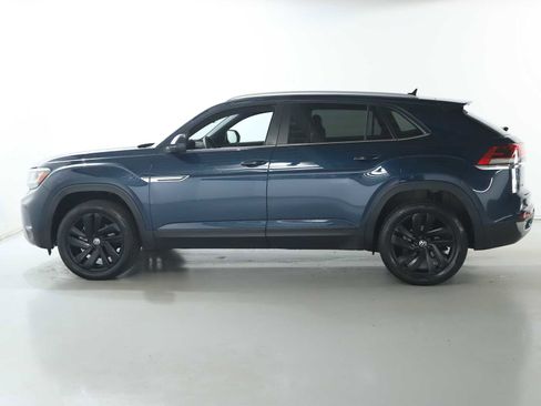 Used 2022 Volkswagen Atlas Cross Sport SE image 37