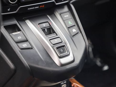 Used 2020 Honda CR-V Touring image 18