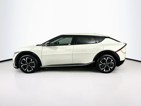 Used 2023 Kia EV6 Wind RWD image 4