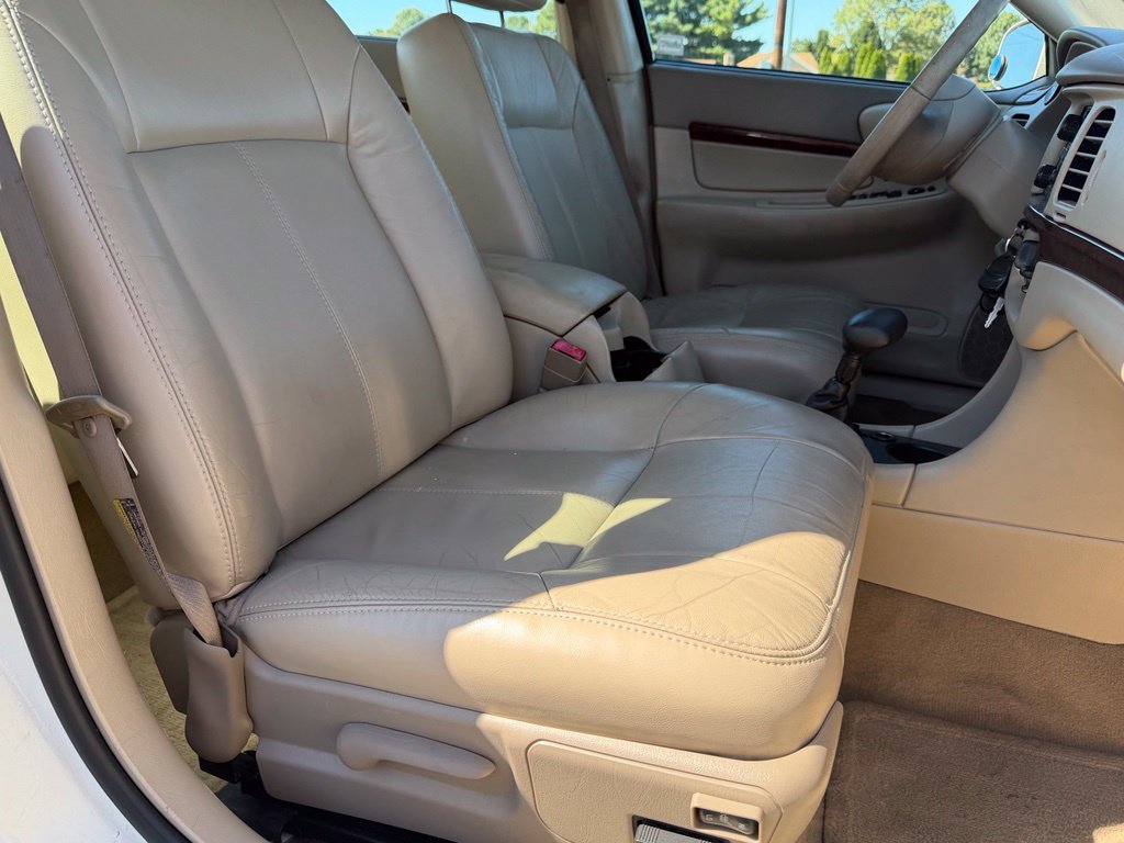 Used 2005 Chevrolet Impala LS w/ Sun And Sound Package FWD image 13