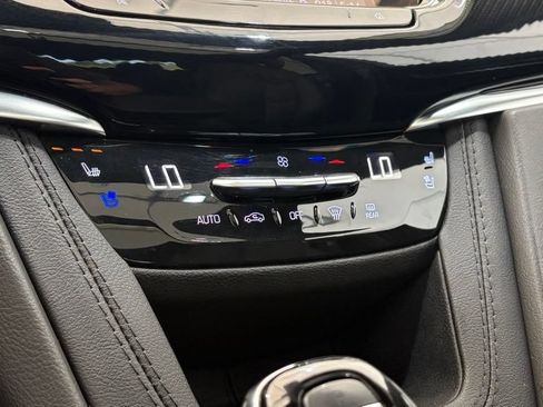 Used 2024 Cadillac XT6 Sport w/ Technology Package AWD/4WD image 51