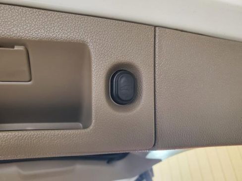 Used 2017 Chevrolet Tahoe Premier image 9