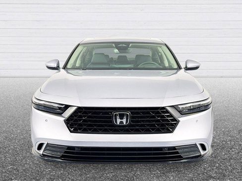 New 2026 Honda Accord Touring image 9