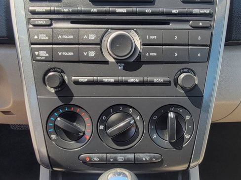 Used 2011 MAZDA CX-7 i Sport FWD image 28