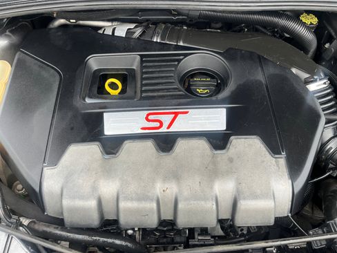 Used 2017 Ford Focus ST image 22