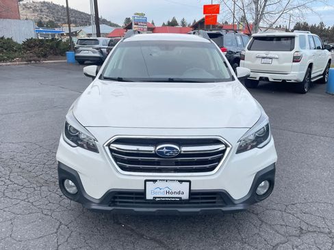 Used 2019 Subaru Outback 2.5i Premium image 10