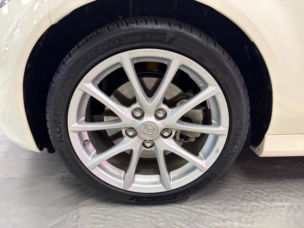Used 2009 MAZDA MX-5 Miata Touring w/ Suspension Pkg RWD image 17