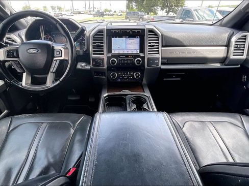 Used 2017 Ford F250 Platinum w/ FX4 Off-Road Package AWD/4WD image 7