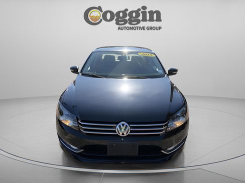 Used 2015 Volkswagen Passat 1.8T Limited Edition image 10