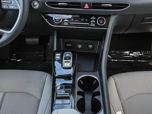 Certified 2023 Hyundai Sonata SEL image 18