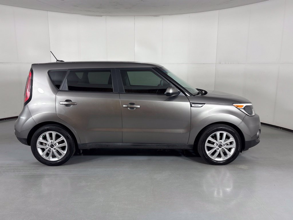 Used 2019 Kia Soul + w/ Audio Package FWD image 9