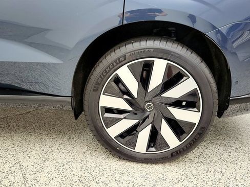 Used 2025 Volvo EX90 Ultra AWD/4WD image 9